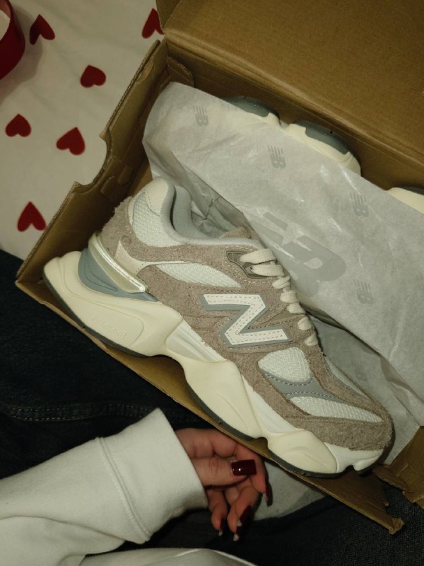 New Balance 9060 в коробке — фото от покупательницы